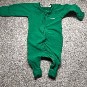 Zippies pjs girls
And boys